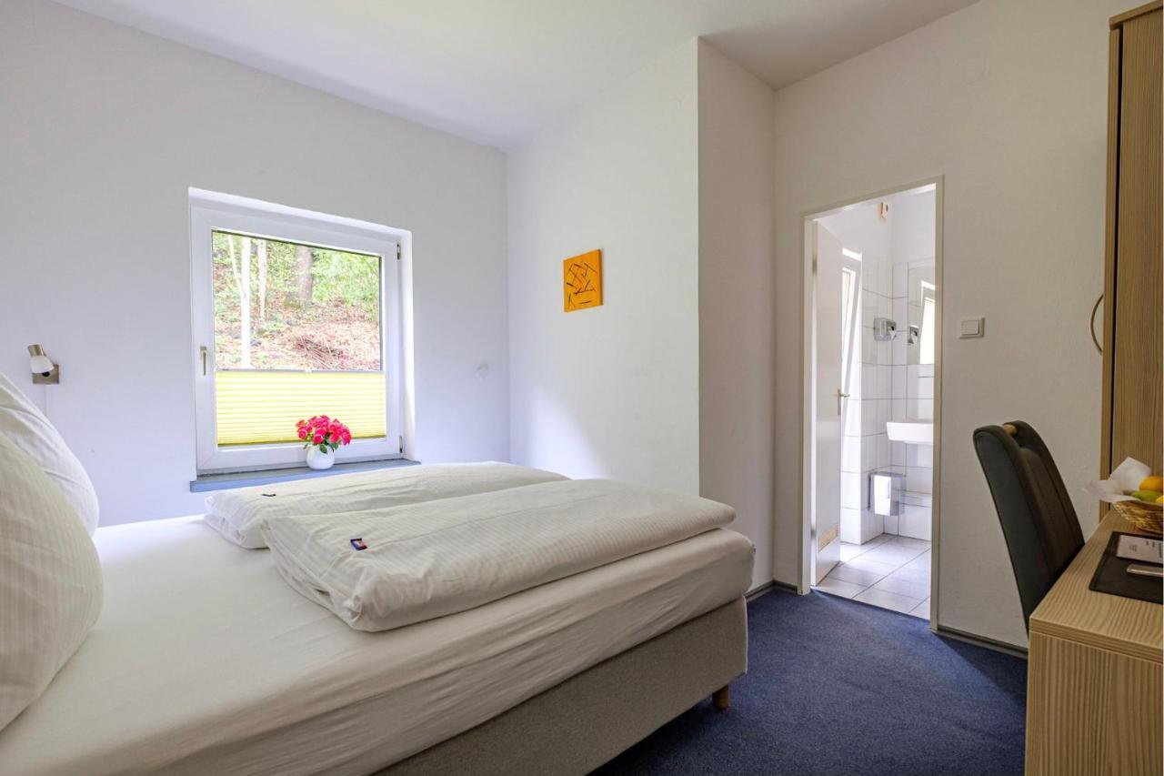 וופרטל Also-Hotel An Der Hardt מראה חיצוני תמונה