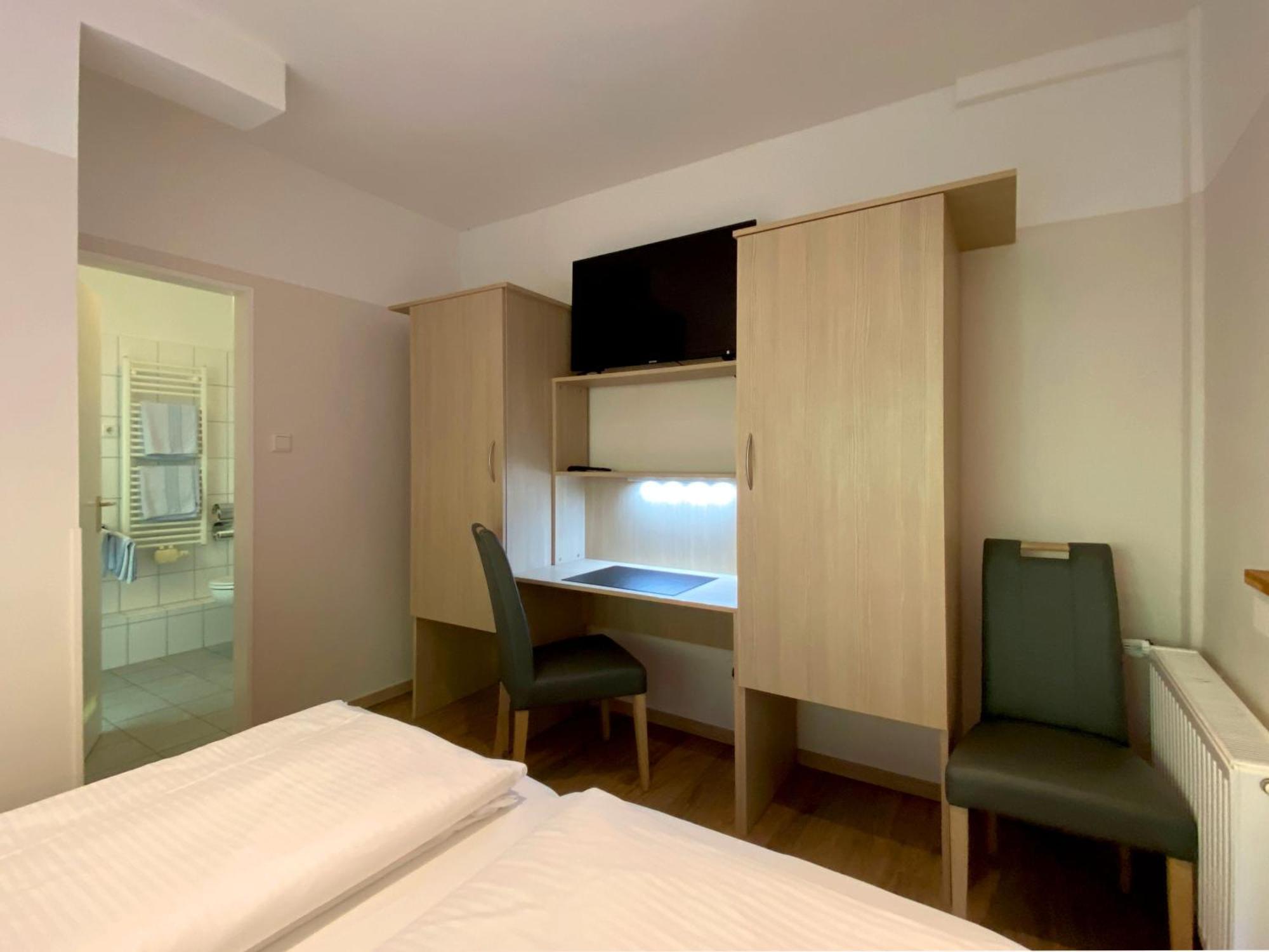 וופרטל Also-Hotel An Der Hardt חדר תמונה